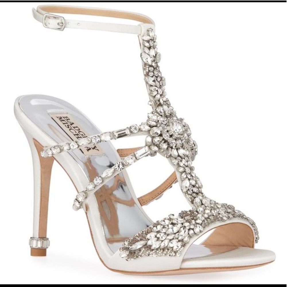 Badgley Mischka Women's Bridal Embellished Pump